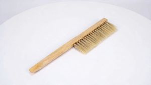 Wood Honey Brush Beekeep Tools Wasp Bee Sweep Two Rows of Horse Tail Hair Bee Brush Beekeeping Equipment