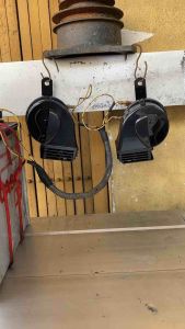 เสียงโคตรดัง12V แต่รูปแบบมีแผ่นบังกันน้ำกันฝุ่น