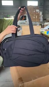 New mens and womens tennis tote bag fashionable and portable handbag for badminton 2 Stylish handbag with handle