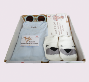 Gift Box Baby / Kado New Born / Kado Bayi/ Baju Bayi / Paket Hadiah Bayi / Hampers Baby Girl / Hampers Baby Boy / Hampers Bayi New Born Laki-Laki Perempuan / Baby Gift Set / Kado Bayi Cewek Cowok Baru Lahir