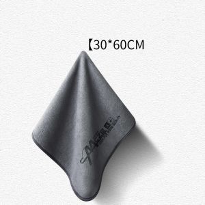 Khăn lau xe chuyên nghiệp chất liệu microfiber cao cấp bền đẹp