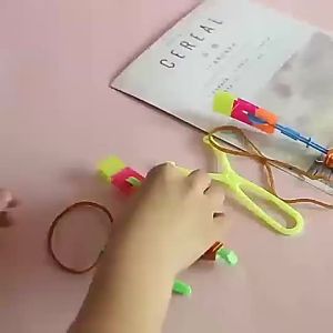 Mainan Berlampu Flying Arrow Lastik Terbang Flying Light Toy Flying Spinner