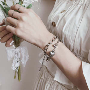 Bracelet Bangle Korean Ins Double Heart Pendant Bracelet Girls Retro Hip Hop BohemianKalung Tangan Tiktok 爱心双层银色手链手镯女