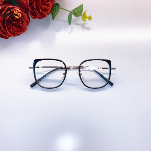 Kính vuông thời trang cao cấp kim loại 11800A