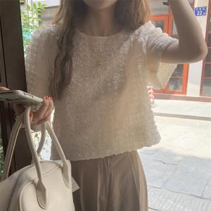 QZshop รุ่นดีที่ต้องโดน💗 เสื้อสไตค์เกาหลี เสื้อเเขนสั้นเเฟชั่น ใส่ทํางานได้ดี เหมาะกับทุกสถานนะการณ์ดูเรียบร้อยดูดีมีระดับ มีให้เลือก 4 สีงามๆ เหมาะกับสาวลุคคุณหนู ใส่สบายไม่มีถือว่าพลาดมาก แต่งตัวเข้ากับทุกสไตล์ 🛒