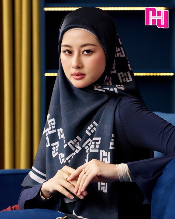NUH ICON III SHAWL Square Hijab for Women Muslim ผ้าพันแบบสามเหลี่ยม
