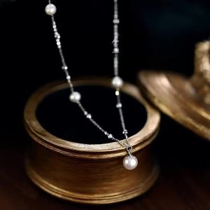 Manta Rose French-style light luxury pearl necklace with starry sky design high-end and elegant collarbone chain unique and exquisite versatile choker