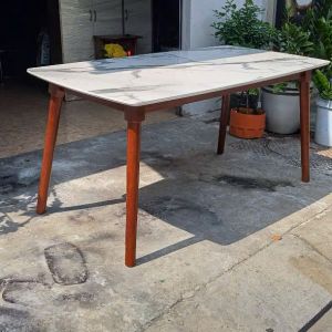 BỘ BÀN ĂN 6 GHẾ GỔ CAO SU TỰ NHIÊN.