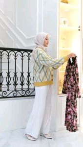 Vente Daily Gea Oneset Setelan Wanita Jumbo Motif / Rayon Bunga Combi Rayon Twill LD 110 / Long Tunik Motif Bunga / Celana Wanita Kulot