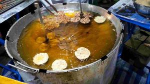 หนึ่ง ขนม ถั่วทอด หอมหวาน มัน อร่อย ขนมทานเล่น เก็บได้ 6-8 เดือน