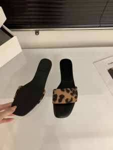[Free Shipping] Chuyuji Flat Slip-On Sandals For Women Suitable For Outdoor Wear 2026 Summer Red To Be Paired With Skirts For Vacation And Beach