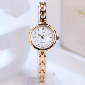 New Korean-style fashion steel strap womens watch niche style with a sophisticated round dial high-end feel womens watch