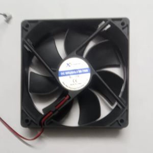 Quạt thông gió tủ điện 12 V Kích thước 12x12x25 Cm