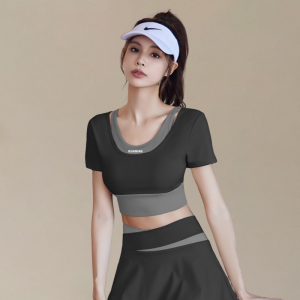 FitYoga Fitness Yoga Short Sleeve Fake Two Piece Suit Pilates Running Exercise Top Slim Slim Quick Dry Short Sleeve Yoga