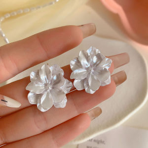 White Flower Earrings for Women Elegant s925 Women Stud Earrings Korean Style Fashion Women Earrings