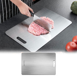 【การจัดส่งท้องถิ่น】เขียงไททาเนียมเขียงไทเทเนี่ยม100% บริสุทธิ์เขียงไทเทเนียมสำหรับห้องครัวเขียงเกรด304อาหารสแตนเลสเนื้อผลไม้ผักถูกสุขอนามัยทนทาน (34X23cm)