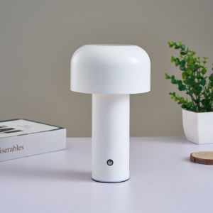 Nordic creative mushroom-shaped decorative table lamps for coffee shops bedrooms bars. Portable charging bedside lamps.
