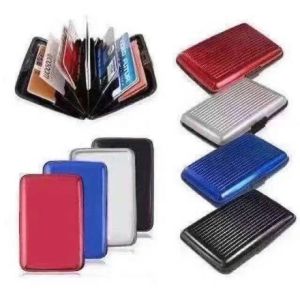 Fashion Men And Women Metal Wallet Bank Card Holder Blocking Hard Case Wallet Solid Credit Card Anti-RFID Scanning Protect Card Holder