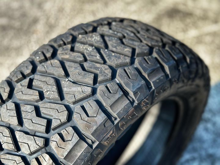 New%2020Inch%204x4%20Tires%20OFFROAD%20Tayar%20MAXXIS%20Tyre%20RAZR%20AT811%20275/55/20%20-%20READY%20STOCK%20-%20Image%202