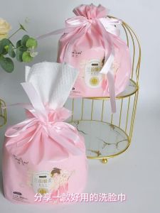 Cotton Pads for Facial Cleansing Disposable Design Cotton Material for Face Care and Daily Skincare Routine for Home Salon and Travel Toiletry Use for an Organized Cosmetic Bag