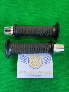 HANDGRIP GRIP HITAM + JALU STANG CHROME UNIVERSAL SEMUA MOTOR / SARUNG GAS STANDAR HONDA BEAT NEW OLD VARIO ADV PCX SUPRA YAMAHA MIO SOUL GEAR VESPA FAZZIO NMAX AEROX JUPITER FIZR F1ZR BLADE SUZUKI KAZE KAWASAKI SKYDRIVE MX RXKING KLX CRF VIXION NVL CB
