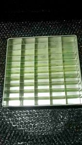 Loyang Sekat Brownies 24x24x4 & Cookies Cutter 50 Lubang