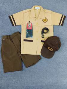 setelan seragam sekolah pramuka siaga laki-laki pendek sd kelas 1-6 topi pramuka coklat