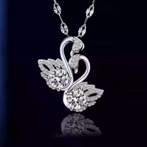 Silver Swan Necklace Women Elegant High End Crystal Clavicle Chain