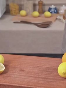 ArtLiving Stainless Steel Lemon Squeezer Citrus Juicer Hand Press Manual Squeeze Juicer
