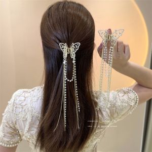 Retro New Butterfly Fringe Grip Clip Hollow Pearl Rhinestone Hair Grip Female Shark Clip Hair Clip Fashion Hair Ornaments