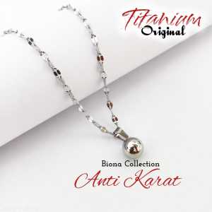 Luxurious and elegant titanium necklace with broken coffee model plus silver ball pendant stainless steel forever Kalung wanita terbaru dan kekinian #antikara #titanium #antiluntur #antihitam #viral