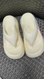 [Free Shipping] Thick-soled womens summer outdoor height-increasing non-slip flip-flops beach sandals high-heeled womens flip-flops