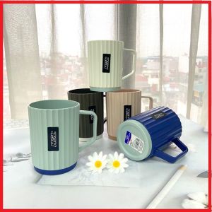 Cốc uống nước có quai nhựa song long hàng chính hãng giao màu ngẫu nhiên