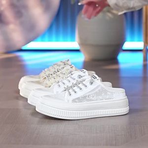 [Free Shipping] WomenS Mesh Breathable Outdoor Slippers 2026 New Model Dual-Use Sports Casual White Sneakers W2680