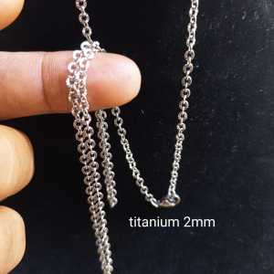 Kalung Titanium motif Nuri ukir garansi karat awet banget hingga Tahunan