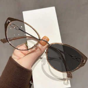 Anti radiation Cat Eye Photochromic Eyeglasses Myopia Glasses For Men Women Replaceable es With Graded Optical Eyewear TR Frame Specs With Case And Wiper