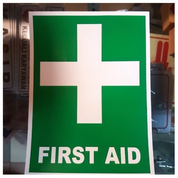 STICKER LABEL SIGN FIRST AID UKURAN 15X20 CM K3 RAMBU SAFETY | Lazada ...