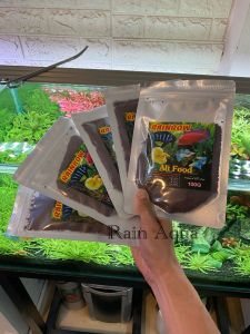 Thức Ăn Rainbow Cám cá Rainbow Lên Màu Cho Cá Ali và các loại cá cảnh gói 100g