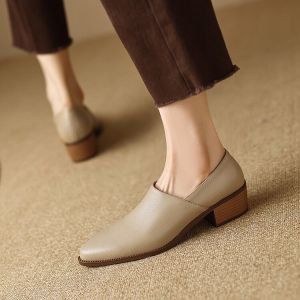 Vintage Pointy Lamb Shoes Womens Leather Shoes Soft Soles Thick Heels Comfortable High Heels Anti-Slip Single Shoes