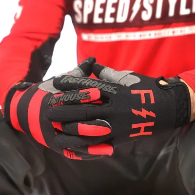 ถุงมือไบท์เกอร์ FASTHOUSE SPEED STYLE AKIN GLOVE BLACK RED