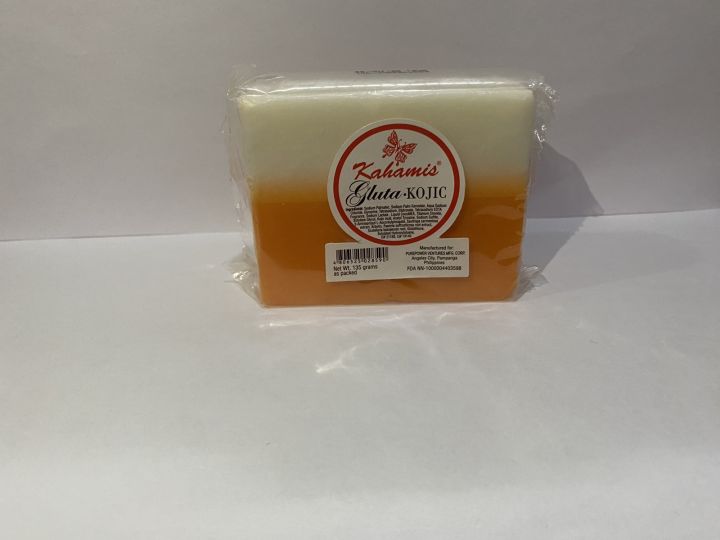Kahamis Gluta-Kojic Bar Soap 135g two-tone design for bath and body use