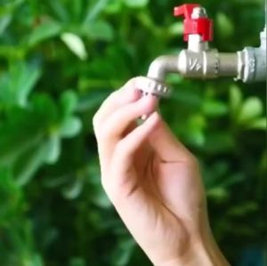 Water timer Digital เครื่องตั้งเวลารดน้ำอัต เครื่องรดน้ำอัตโนมัติ ตั้งค่าด้ ปรับหยดน้ำได้ พร้อมสายไมโคร 10-30 เมตร