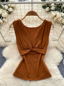 Euro-US Y2K Sleeveless Tank: Summer Twist Detail Slim Fit Minimalist Retro Petite Womens Trendy Top