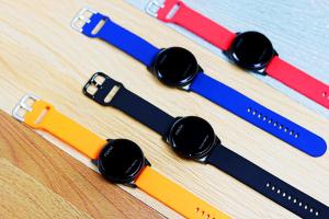Jam Tangan Pria Wanita Layar Sentuh Rubber Strap