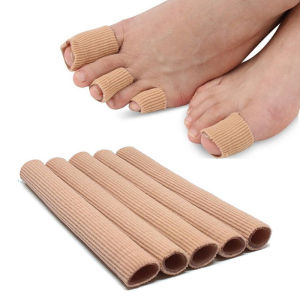 【small chrysanthemum】1pc Finger Toe Protector Cover Fiber Silicone Correction Breathable Toe Wear-resistant Finger Cover Anti-wear Pain Protection Cover