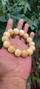 Gelang kayu nibung atau liwung putih 16mm tenggelam di air Bracelets