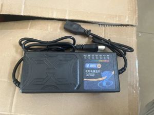 【40บาทส่งฟรี+จัดส่งจากกทม】มาถึงใน 2 วัน (บางพื้นที่) ที่ชาร์จ 48V12AH / 48 V 20 AH / 60V20AH เครื่อง สำหรับ ชาร์จจักรยานไฟฟ้า มอเตอร์ไฟฟ้า