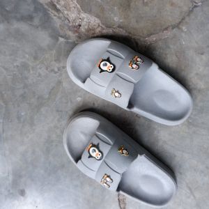 SandSo - Q66 Acc Penguin Sandals Wanita Karet Rubber Jelly Polos Plain Sandal Perempuan Dewasa Slip On Slide Flip Flop Sendal Flipper Slipper Flat Teplek Slop Selop Lentur Empuk Rumah Kamar Mandi Kantor Kerja Pantai Anti Air Licin Fungsional Multifungsi