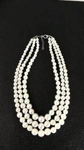 AE Europe and America   Fashionable Exaggerated Pearl Necklace for Women Multi-layered Pearl Choker Necklace  6410