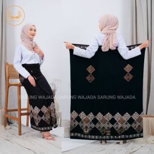 SARUNG WANITA SANTRIWATI BAHAN SANTUNG TEBAL WAJADA TERLARIS